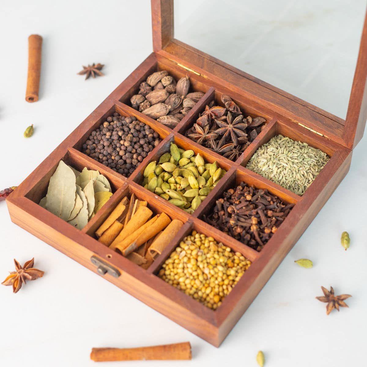 આખા મસાલા